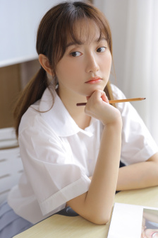 r级在线